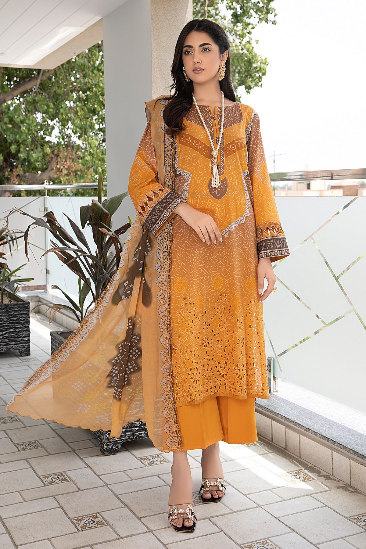 3-PC Unstitched Embroibered Lawn Suit with Embroidered Chiffon Dupatta CCS4-25