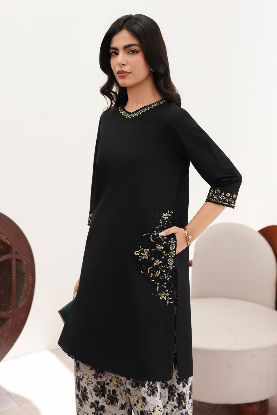 Retail Price: 9,950/-PKR