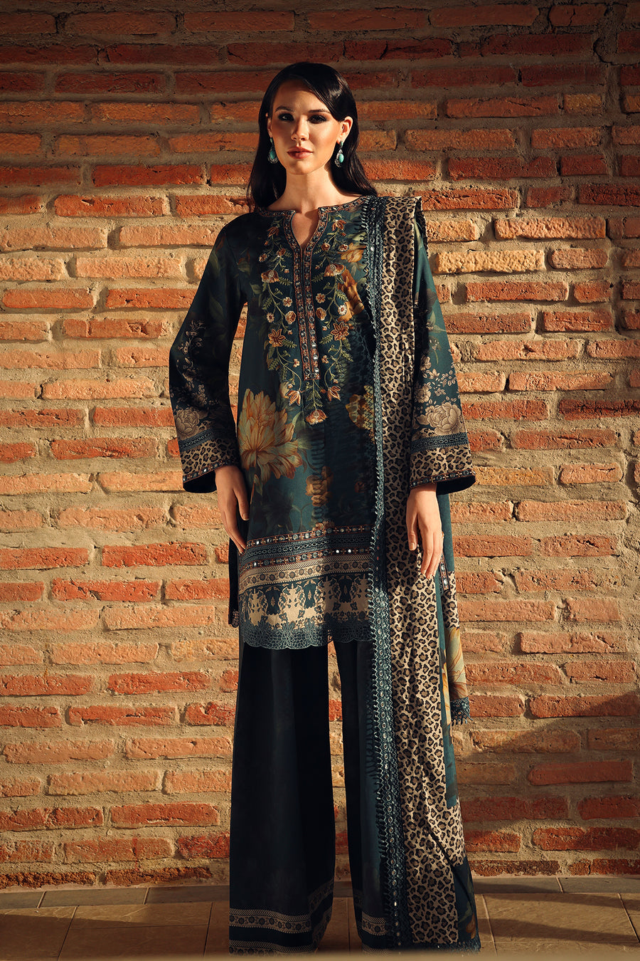 Retail Price: 7,950/-PKR