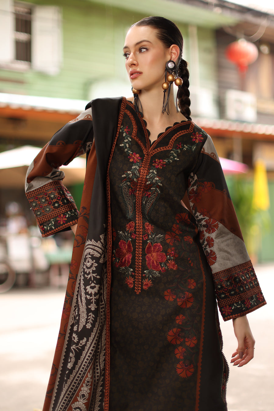 Retail Price: 7,950/-PKR