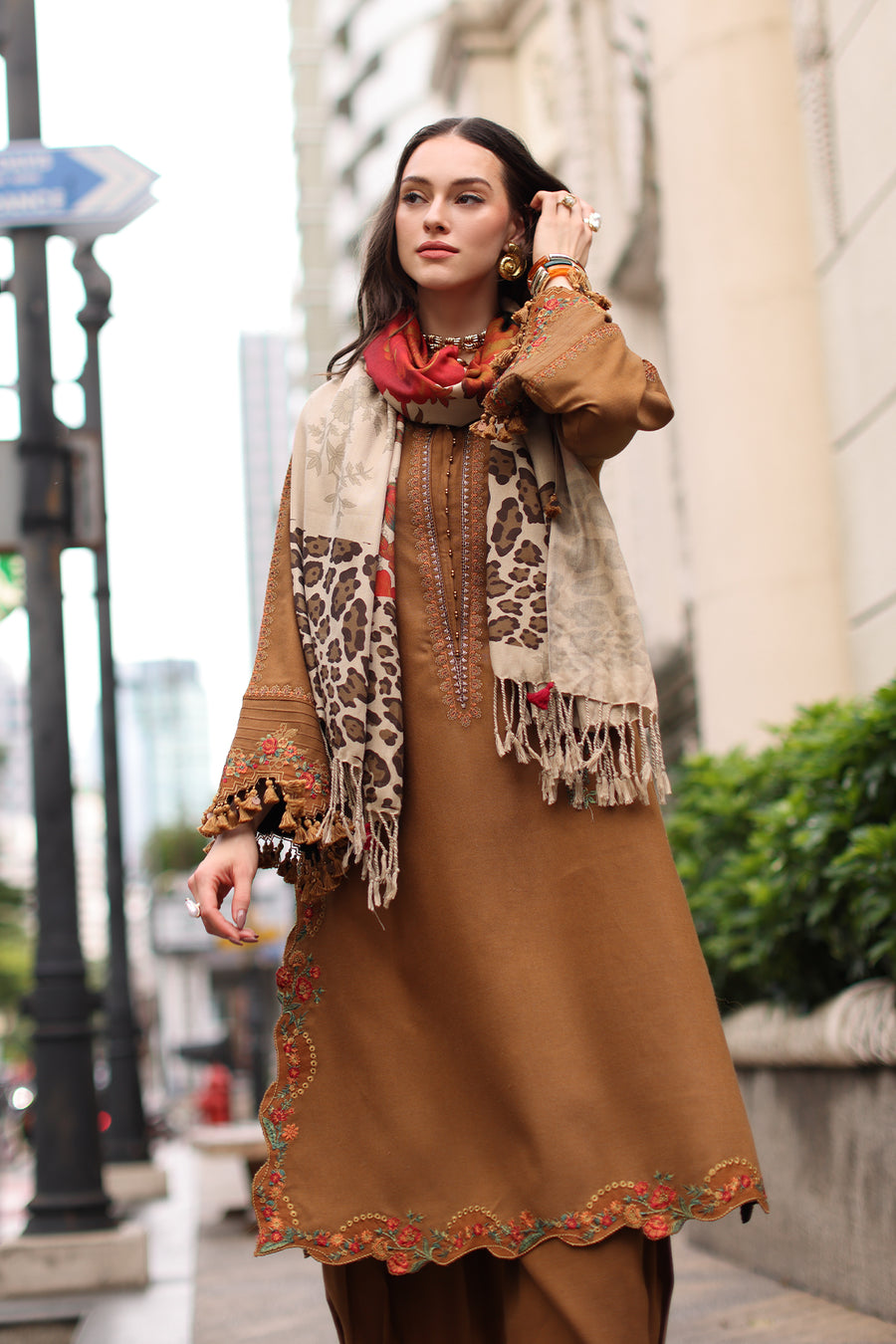 Retail Price: 9,500/-PKR