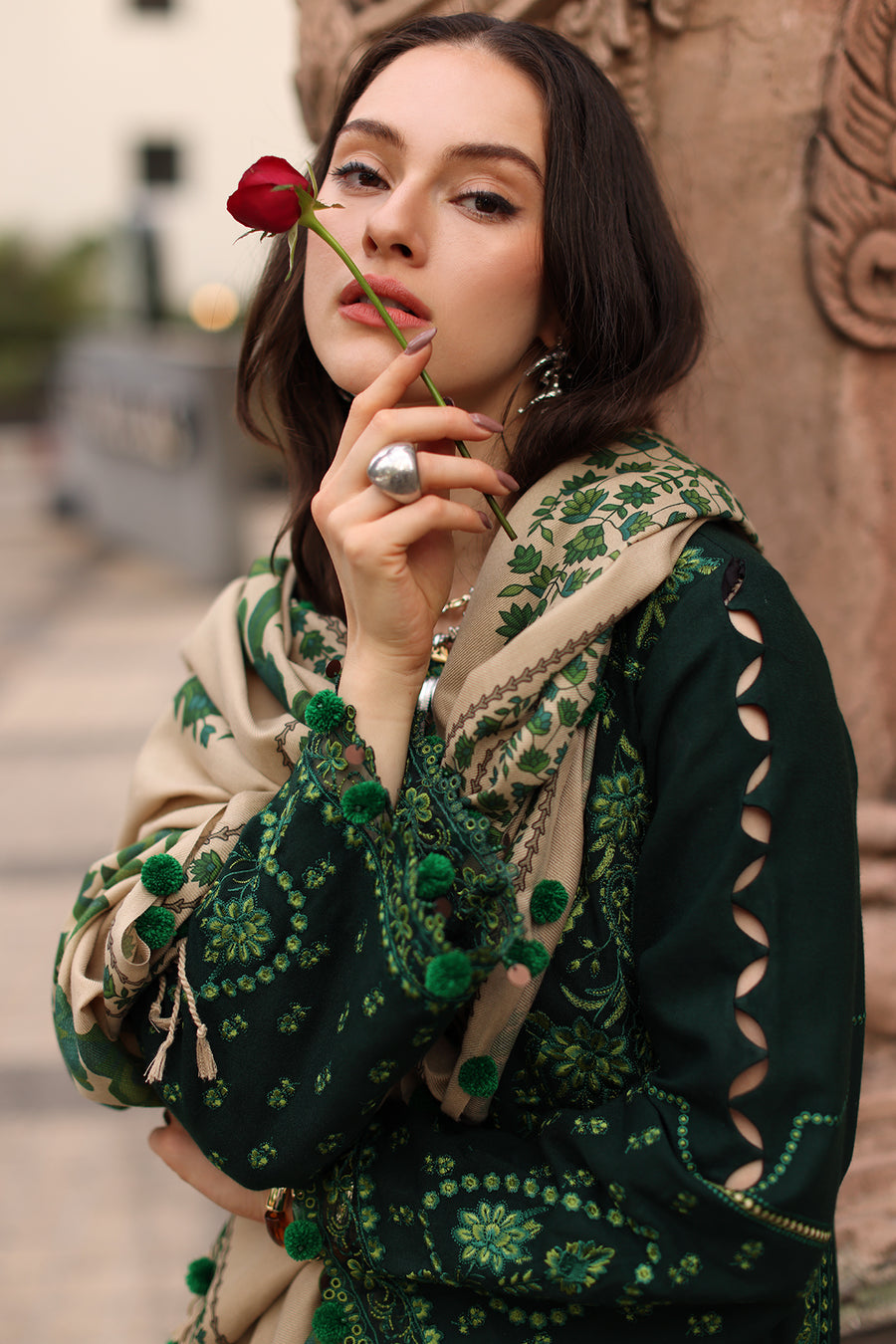 Retail Price: 9,500/-PKR