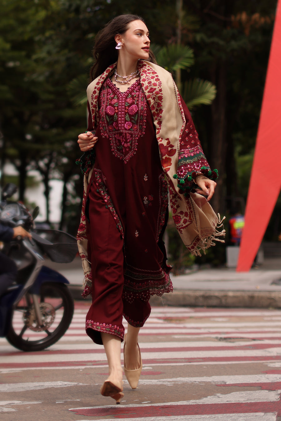 Retail Price: 9,500/-PKR