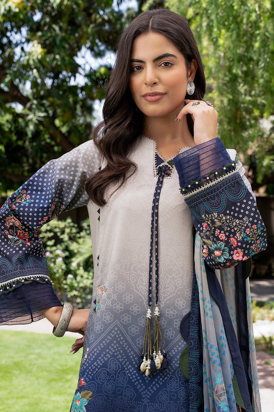 Retail Price: 5,500/-PKR